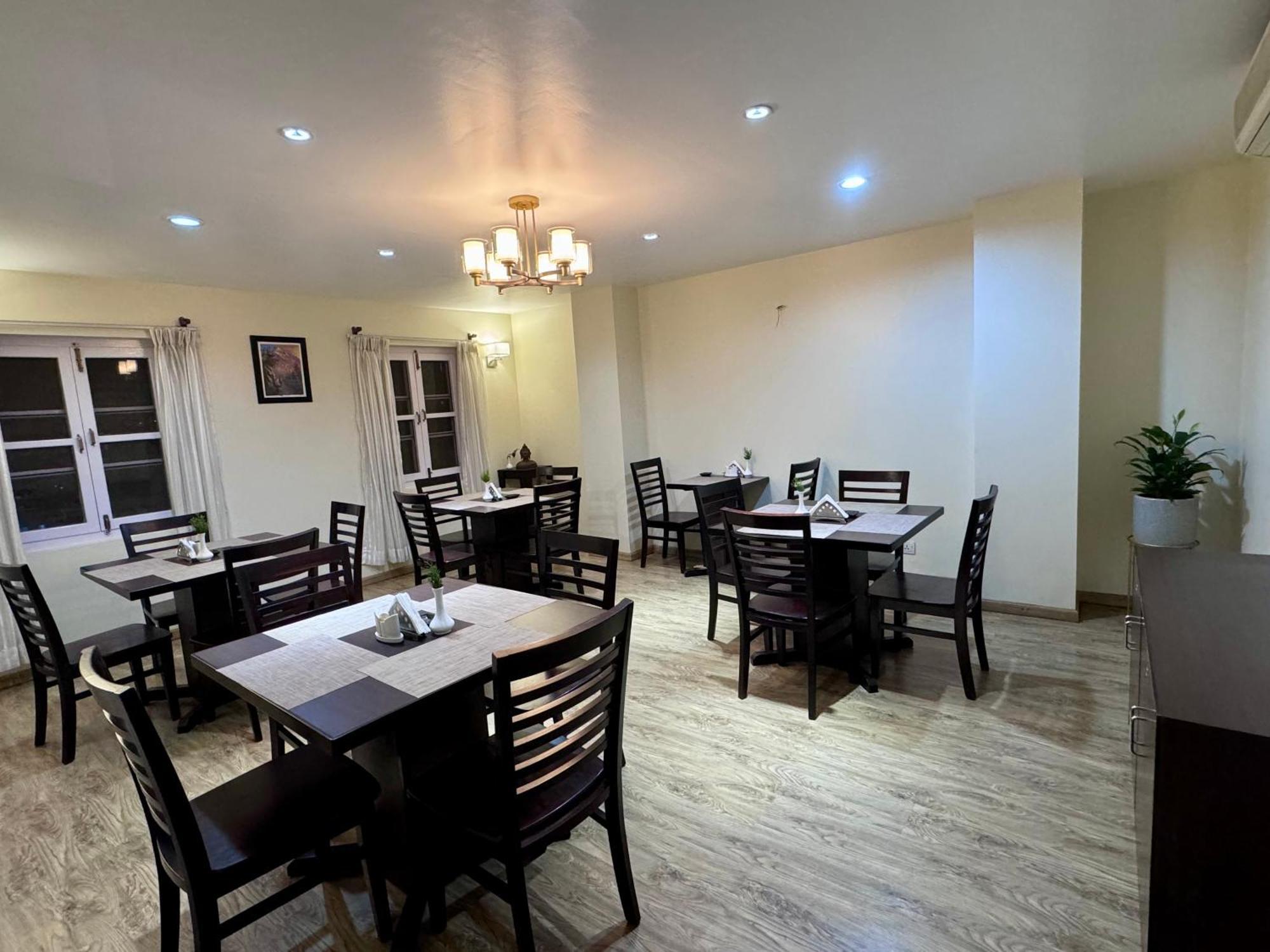 The Luxe Inn Boutique Hotel Kathmandu Buitenkant foto